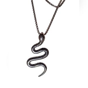 New Stainless Steel Snake Chain Necklace for Reptile Lovers